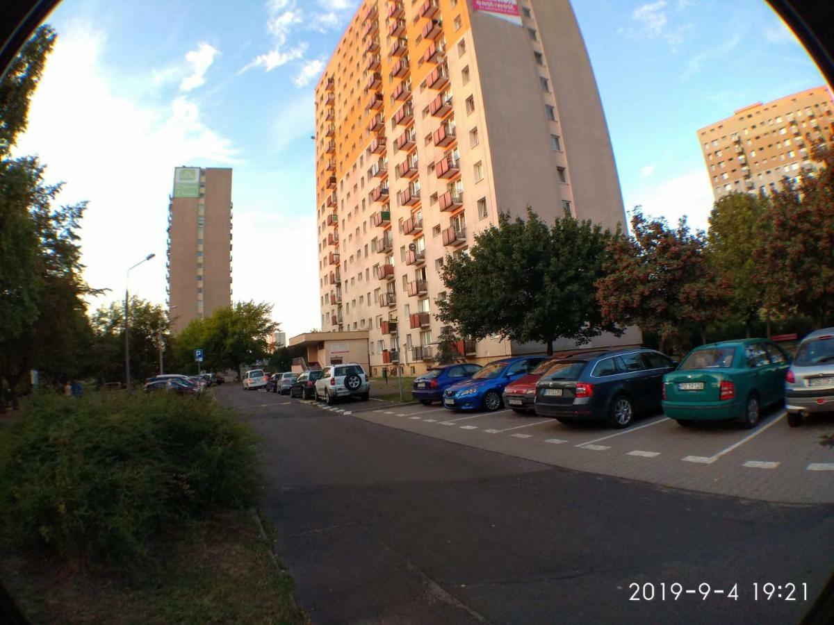 2020 Zwyciestwa 18 - Mieszkanie / Kawalerka / Studio Poznan Exterior photo